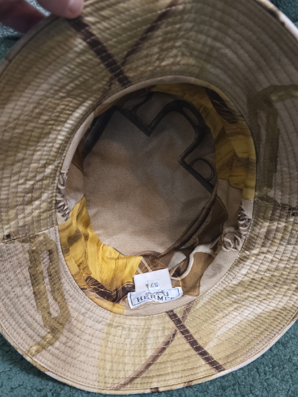 Hermès Beige and Yellow Branded Bucket Hat